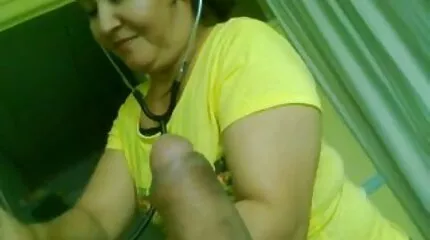 Kink ragazza flicka Red fitta av en muskulös svenska tjejer porrfilm kille