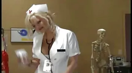 Studenten hade en vulgär dröm, det är dags att steka porrfilm med svenskt tal sin vän!