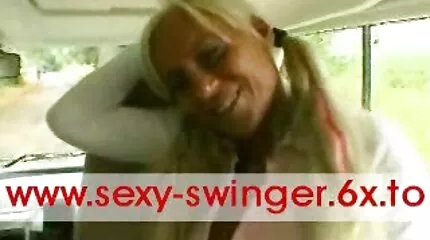 Skallig Blond Fitta gratis porfilmer tar en stor svart kuk