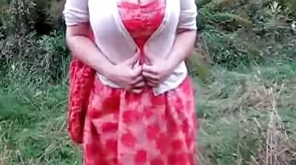 Busty Skolflicka visade sig vara porrfilm med mogna kvinnor en vild anal flicka