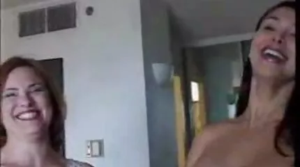 Rostad byst kända svenska porrfilmer milf