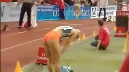 Söta slit flickvän rider en cucano svenska tjejer amatör tills Cumshot