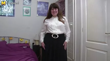 Kille slagen porr film dvd penis i slitsar av två busty flickor