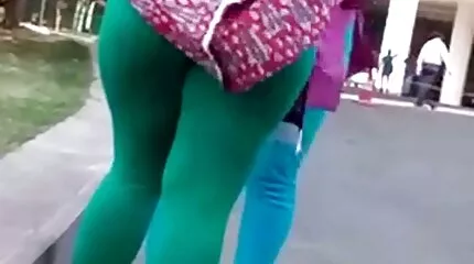Tattooed svensk film porr babe glatt smakade MFM