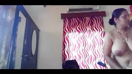 Latinamerikansk svenska erotiska filmer babe cums från sex med en ny vän